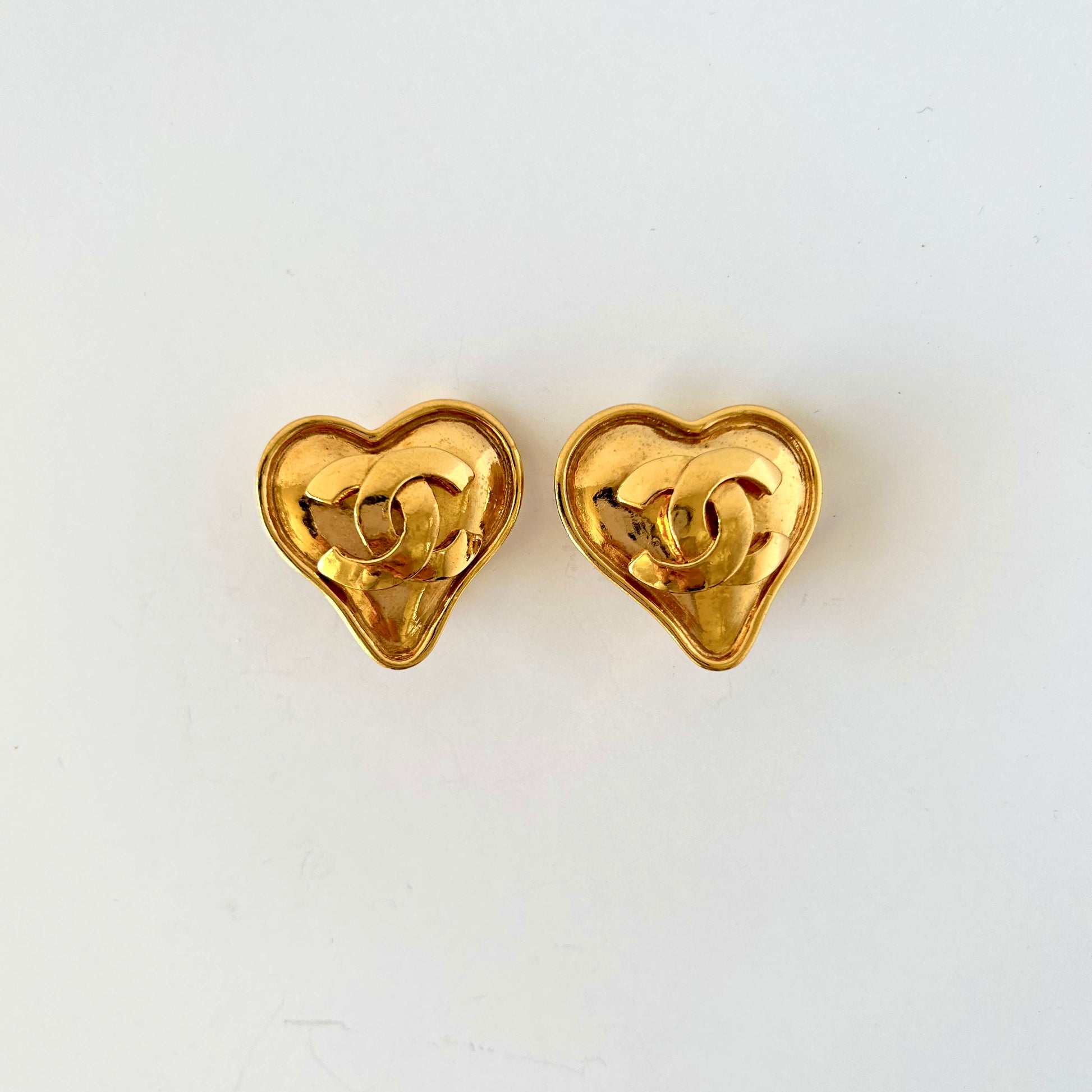heart chanel earrings