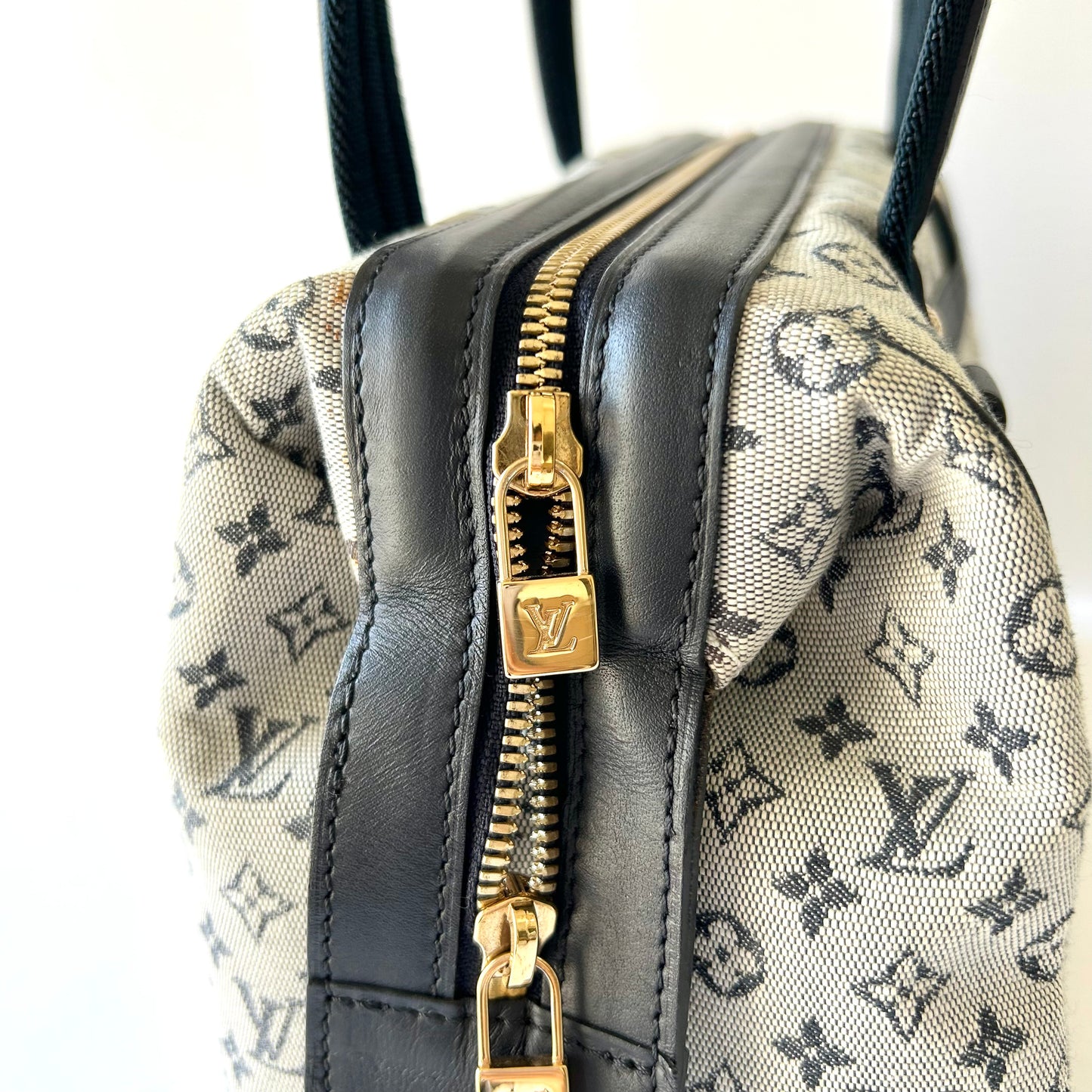 Louis Vuitton Authentic Mini Lin Josephine Boston Tote Burgundy Bag