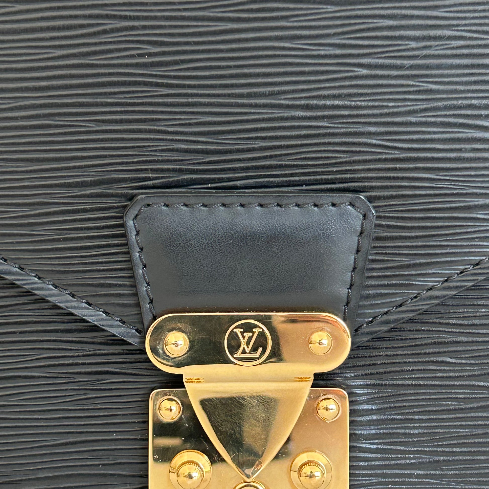 LV Epi Serviette Ambassadeur Briefcase – Coconana